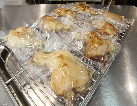 鶏もも肉のコンフィ 真空調理 クッキングレシピ 北沢産業株式会社